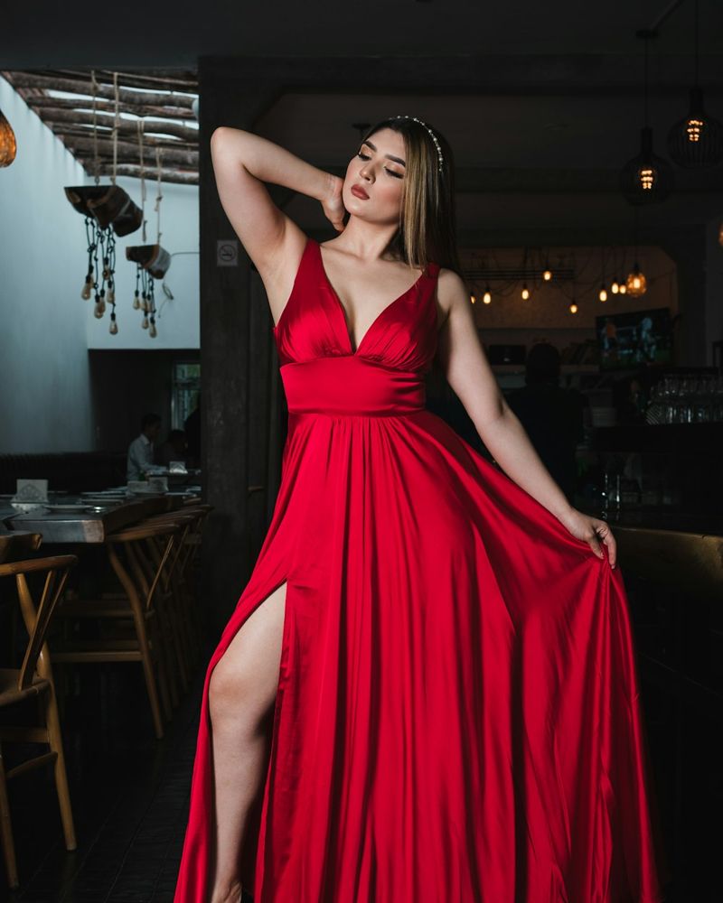 Avondjurk Mira in rood